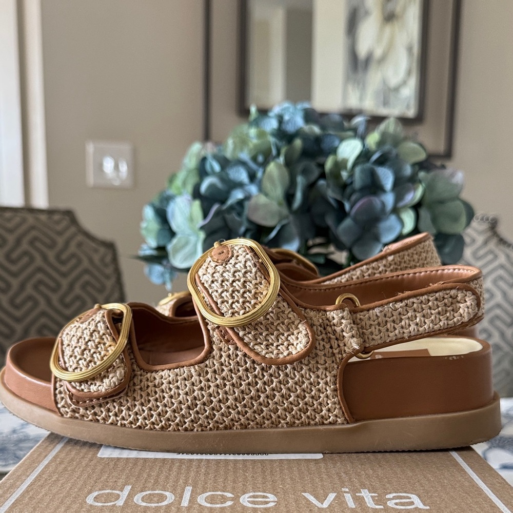 Dolce Vita Natural Tan Woven Buckle Platform Sandals - Picture 5 of 13
